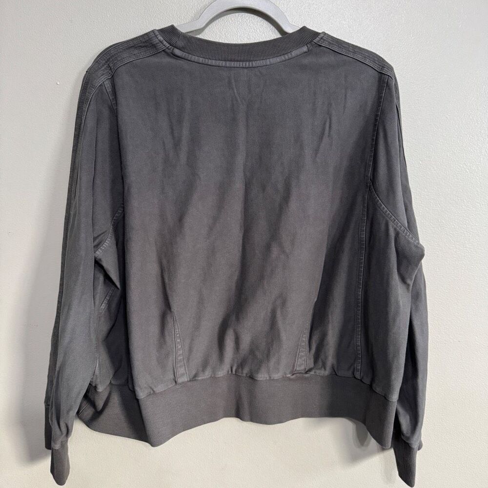 Athleta women’s distressed cropped green/gray crew neck sweatshirt size 1X - Picture 2 of 6